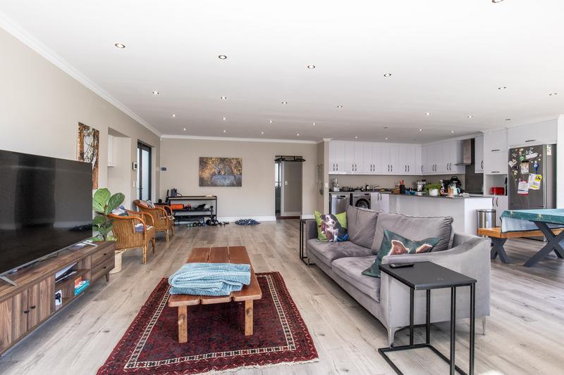 To Let 3 Bedroom Property for Rent in Constantia Western Cape